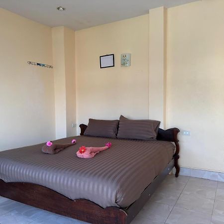 Happy Holidays Hotel Patong Extérieur photo