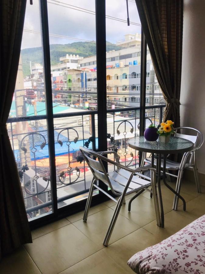Happy Holidays Hotel Patong Extérieur photo