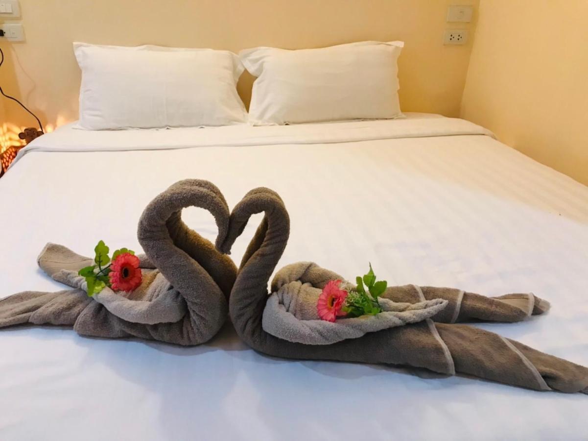 Happy Holidays Hotel Patong Extérieur photo