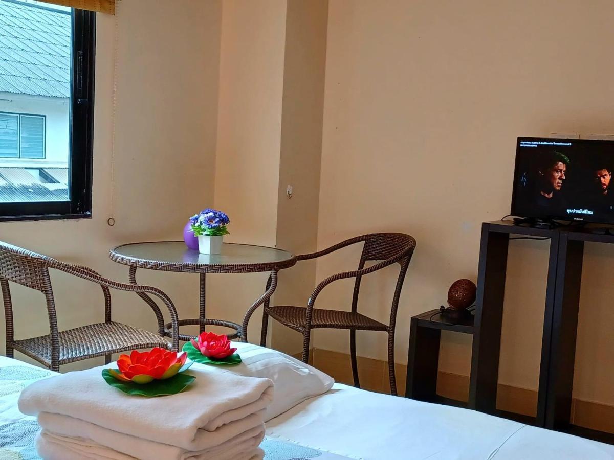 Happy Holidays Hotel Patong Extérieur photo