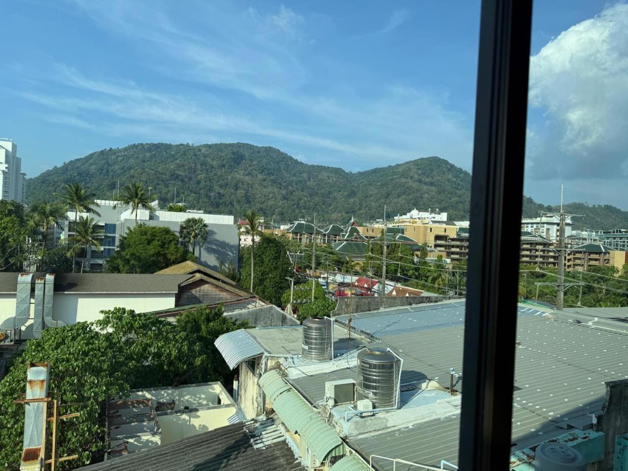 Happy Holidays Hotel Patong Extérieur photo